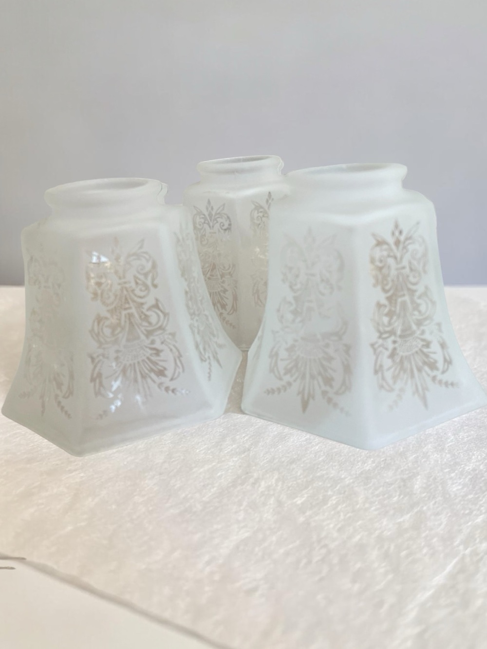 Set of 4 replacement ceilings fan light shades, frosted glass/ Victorian style